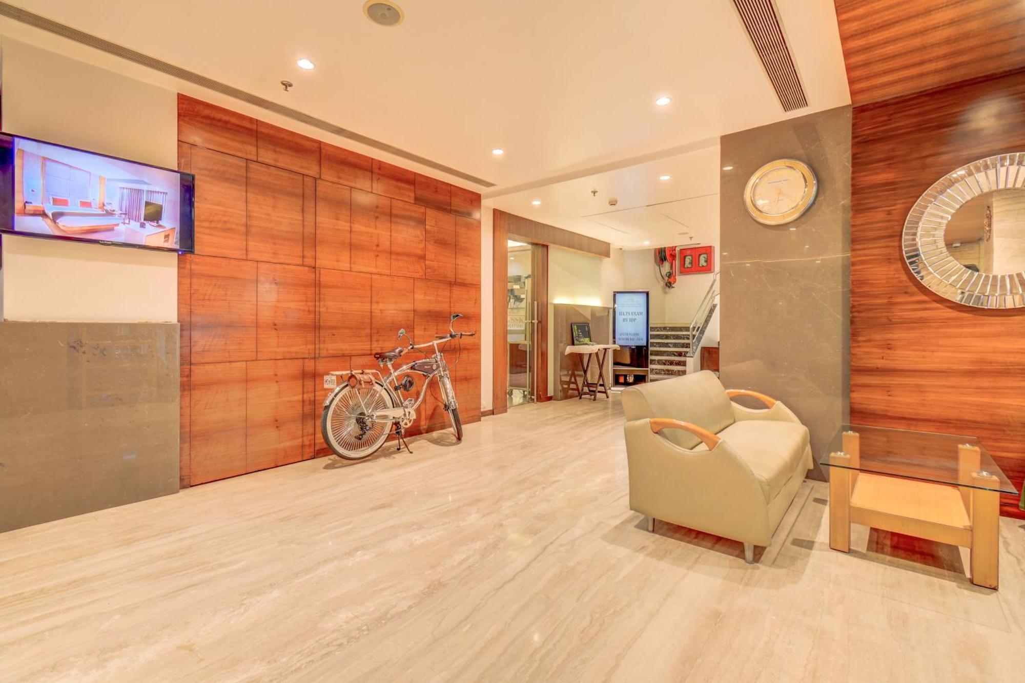 The Ssk Solitaire Hotel & Banquets Nashik Exterior photo