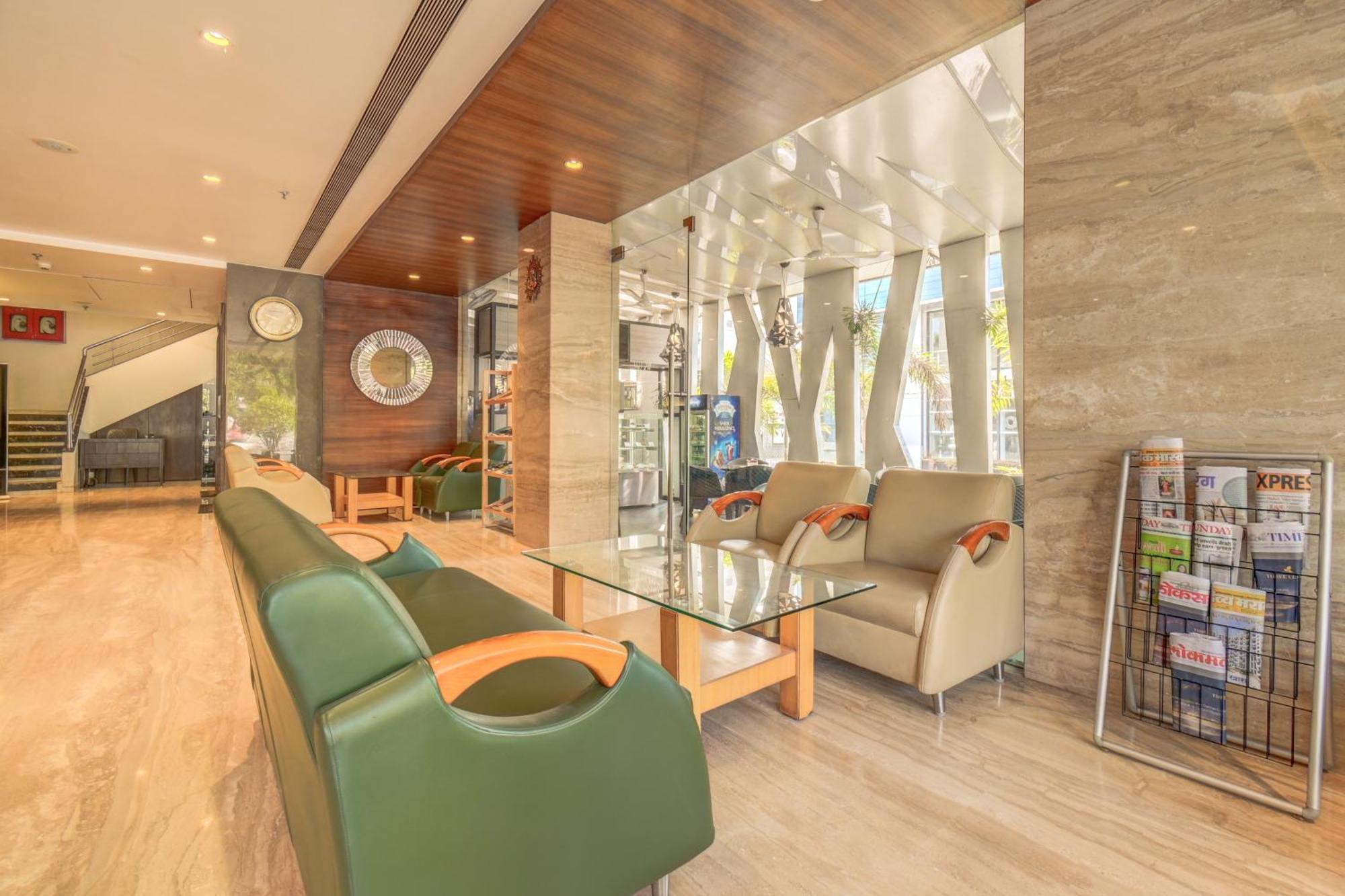 The Ssk Solitaire Hotel & Banquets Nashik Exterior photo