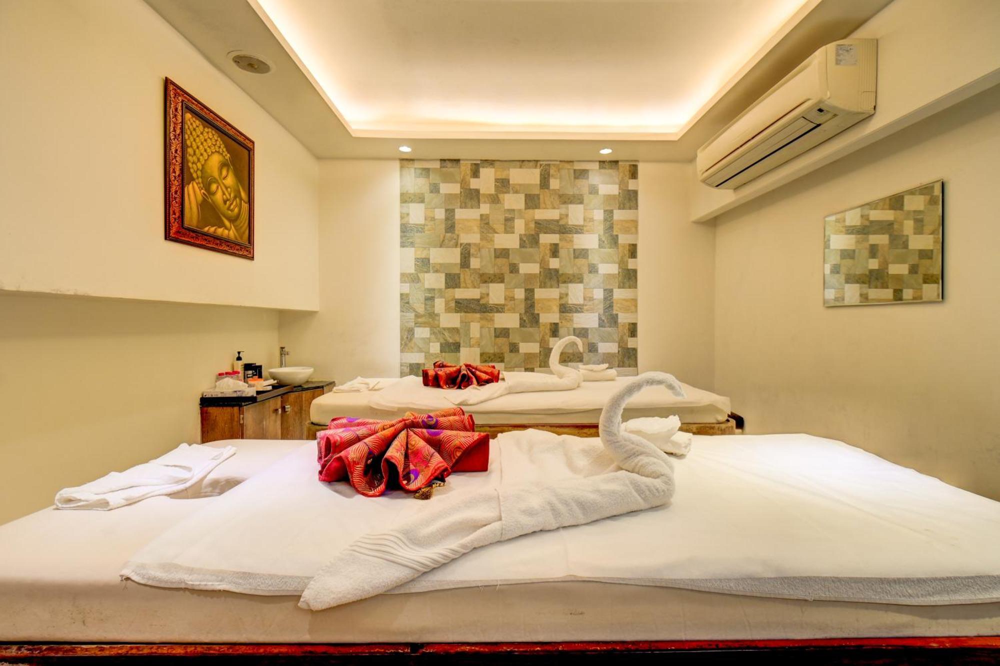 The Ssk Solitaire Hotel & Banquets Nashik Exterior photo